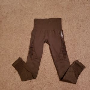 Gymshark Pants - Gymshark Energy Seamless Leggings Gymshark Pants - Gymshark Energy Seamless Leggings